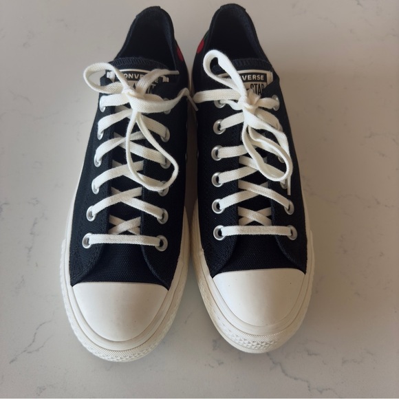 Converse Chuck Taylor All Star Lift Platform Sneakers black cherry New Size: 7M - Picture 2 of 6